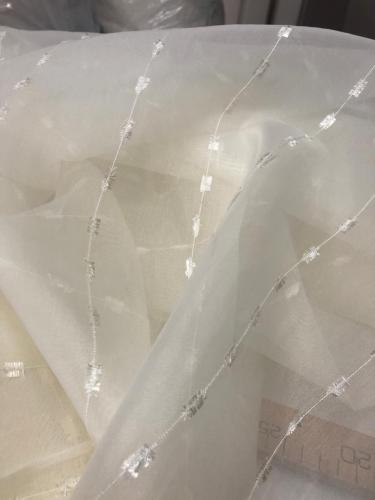 kelebek tül en:300 cm