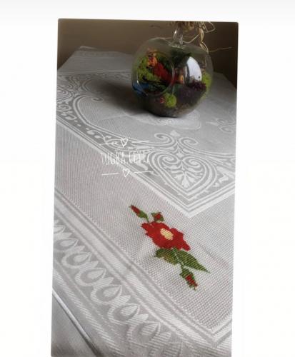 ETUVAL İŞLEMELİK KARE BOHÇA