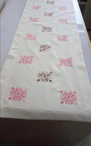 instagram:  #zehraerkaya1217